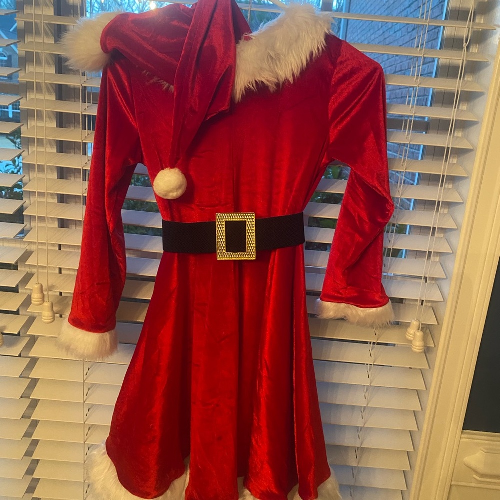 Girl’s Mrs. Clause Costume with Hat